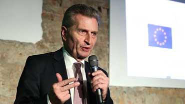 EU-Kommissar Oettinger hält Grundsatzrede